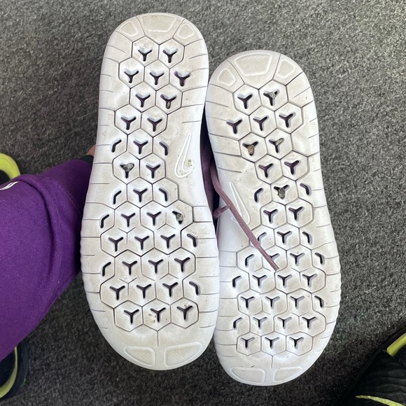 Used Nike Free Rn - Picture 6 of 6